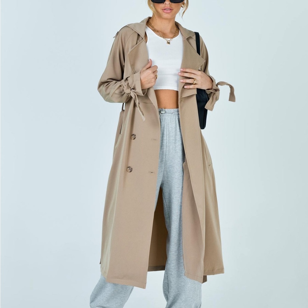 Princess Polly Cassie Trench in FOREST GREEN size 6